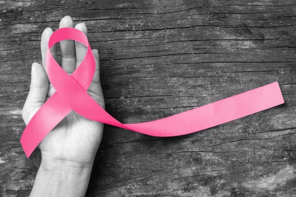Mes Rosa: no dejes de Informarte y hacerte una mamografía para prevenir el cáncer de mama
