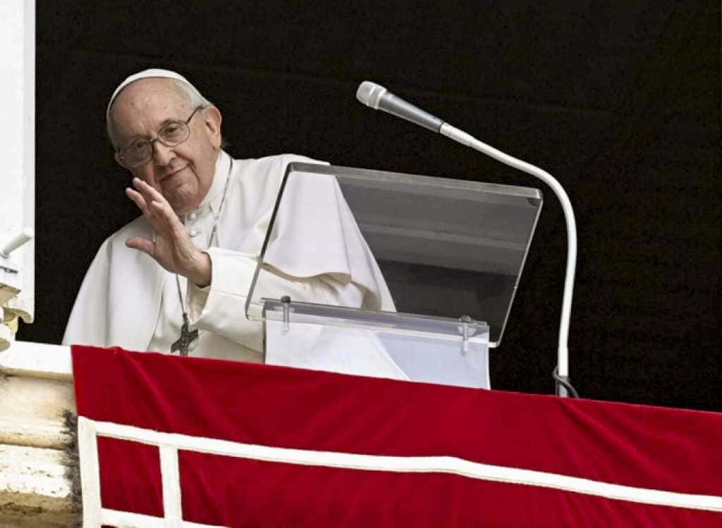 El papa Francisco se someterá a una operación de abdomen y quedará internado varios días