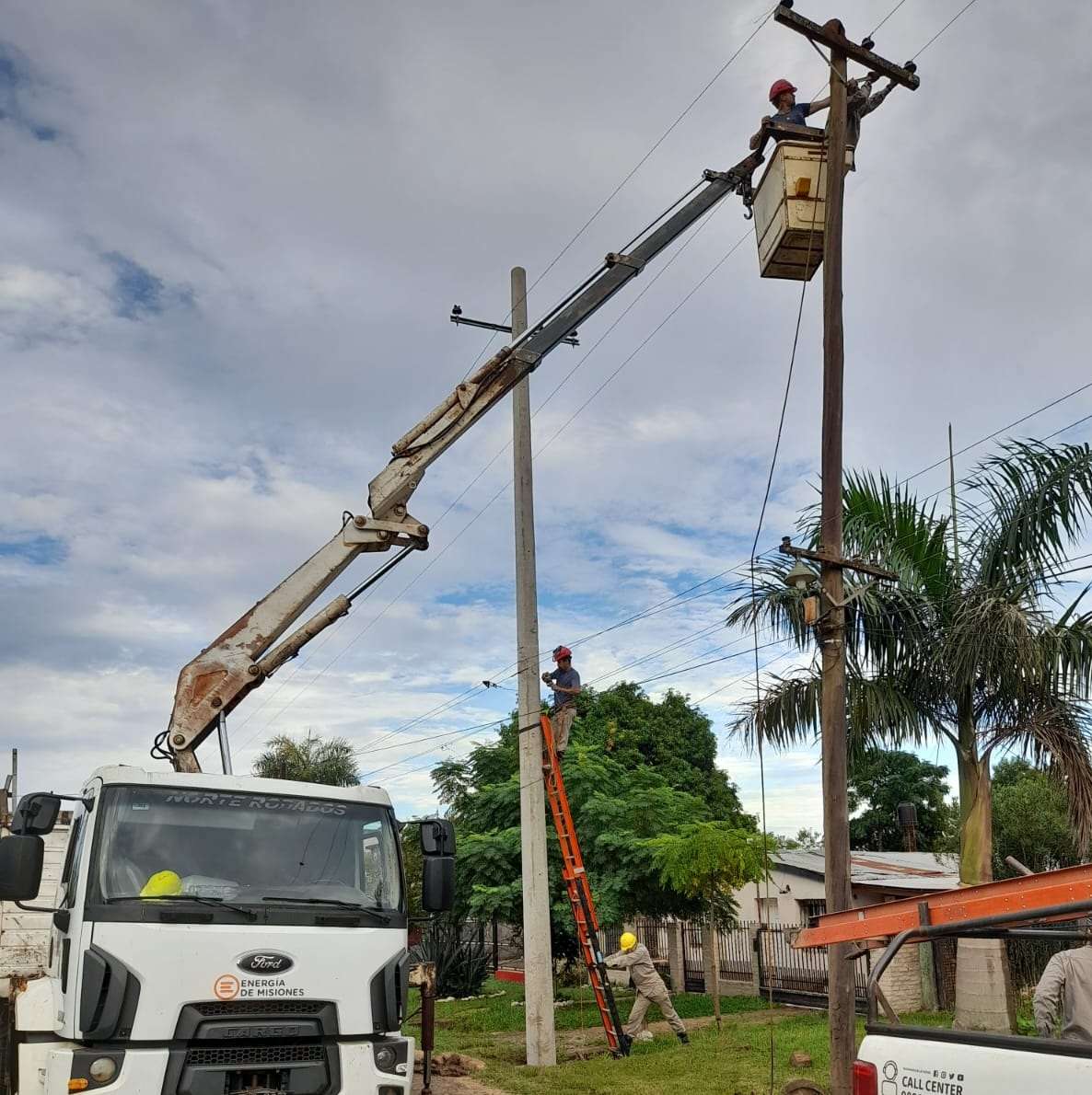 San Javier: mejoraron la red eléctrica e instalaron nuevas luminarias