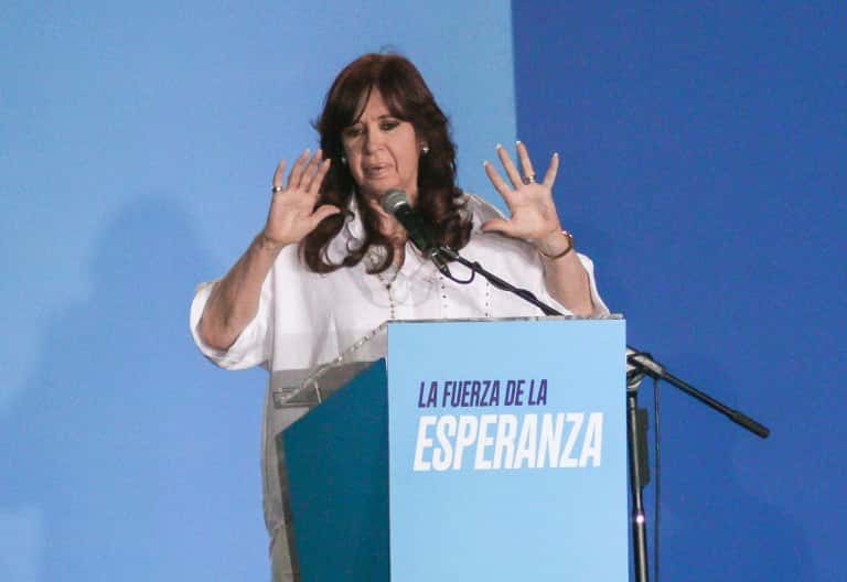 La decisión de Cristina Kirchner aceleró los tiempos y los candidatos empiezan a mostrar sus cartas