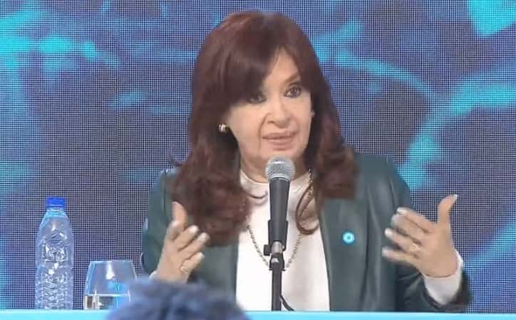 CFK: "Los empresarios hacen concurso para ver quién dice la boludez más grande"