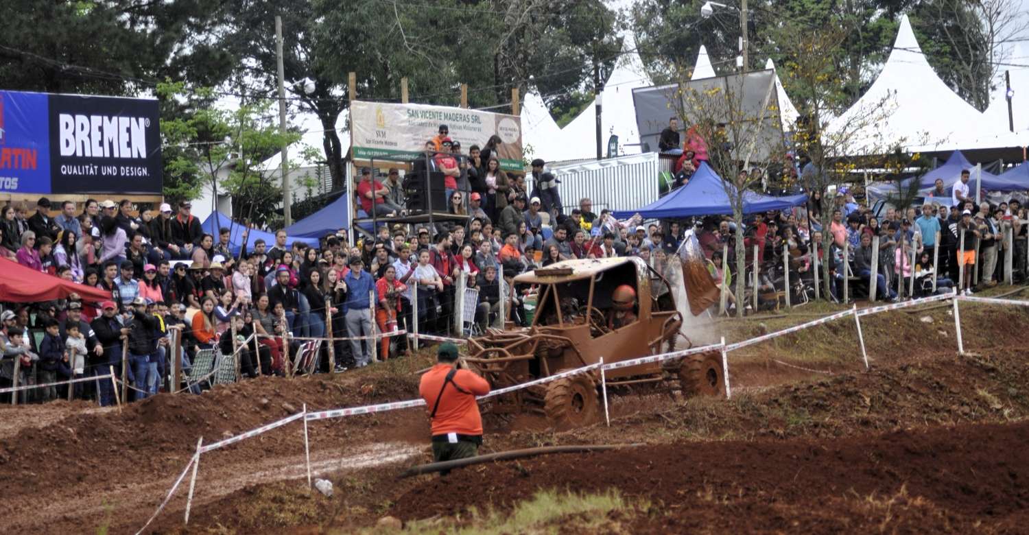 Más de 25 mil personas disfrutaron de las definiciones del Jeep Fest en San Vicente