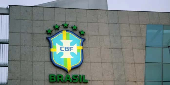 FIFA advierte sobre posible expulsión de Brasil