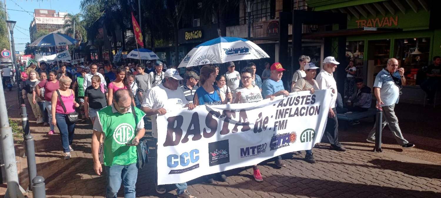 Posadas: Manifestación contra ajustes económicos de Milei