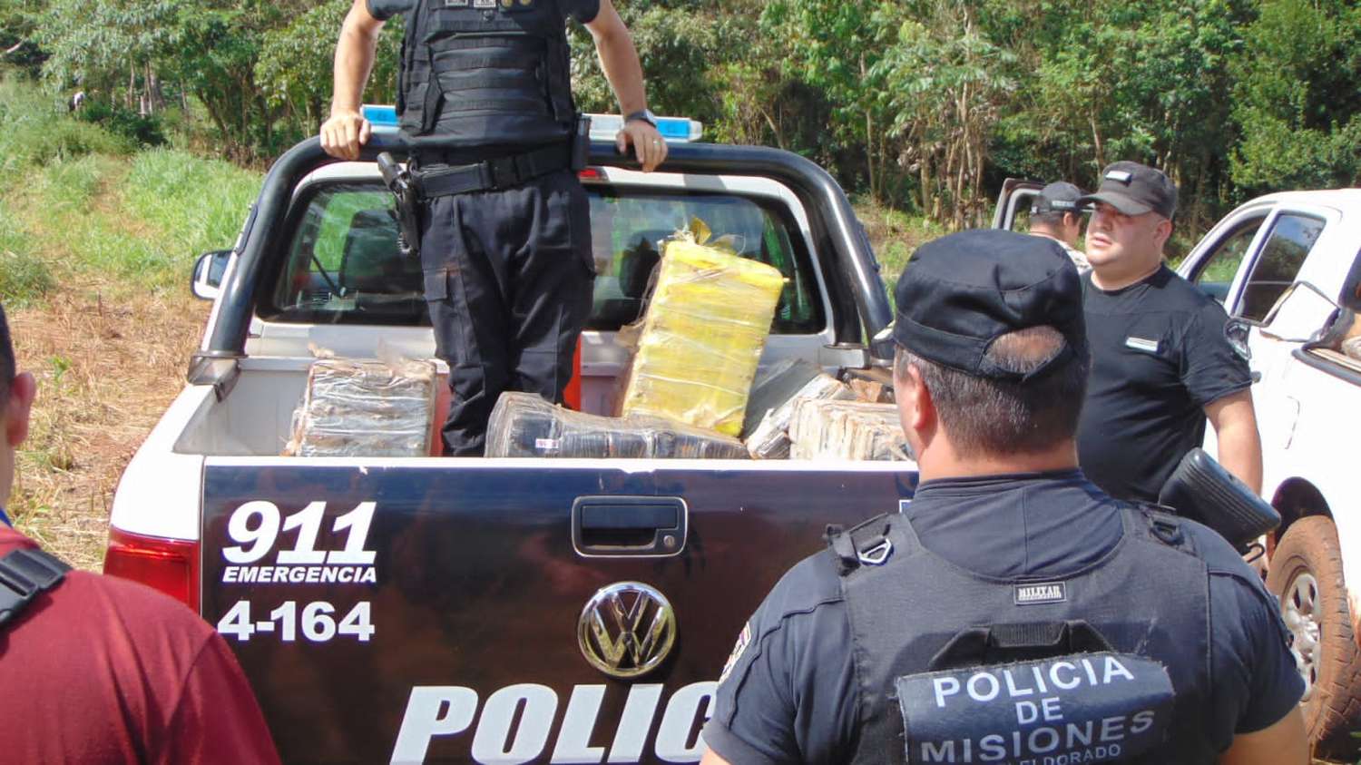 Eldorado | Detectaron un punto de intercambio narco y secuestraron millonario cargamento de marihuana
