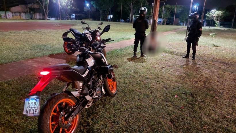 Dos motocicletas recuperadas y varios detenidos