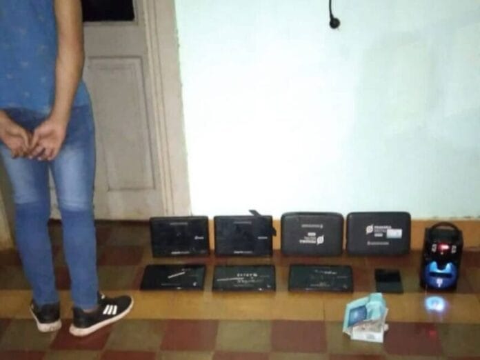 Itacaruaré: robaron diez notebooks y tres tablets en una escuela