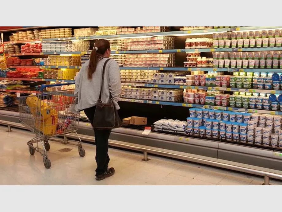 Los alimentos y bebidas vuelven a presionar sobre la inflación en mayo