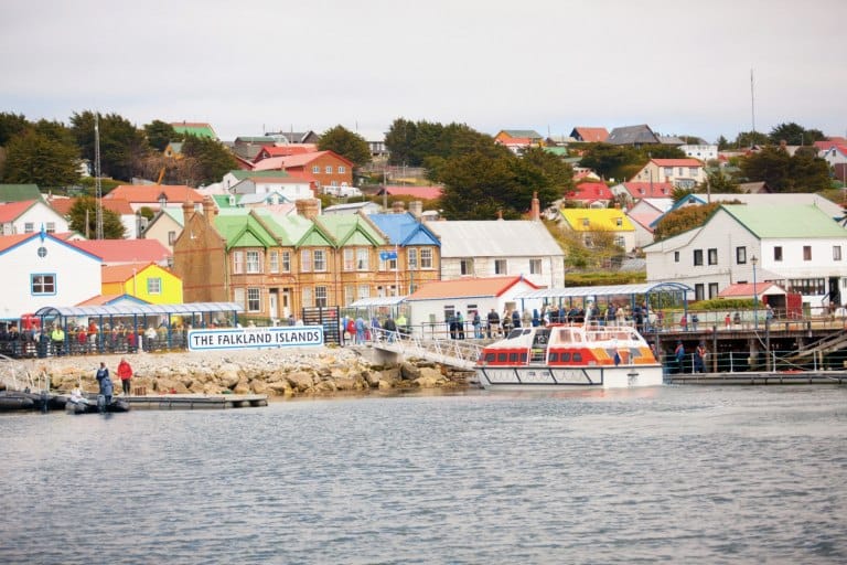 Cómo viajar a las Malvinas: pasajes y requisitos para ciudadanos argentinos