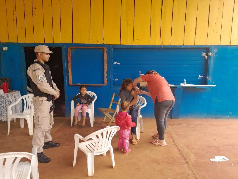 Salud Pública asistió a familias evacuadas en El Soberbio y Alba Posse