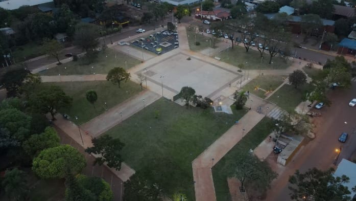 Vista aérea de la plaza central de San Vicente, Misiones