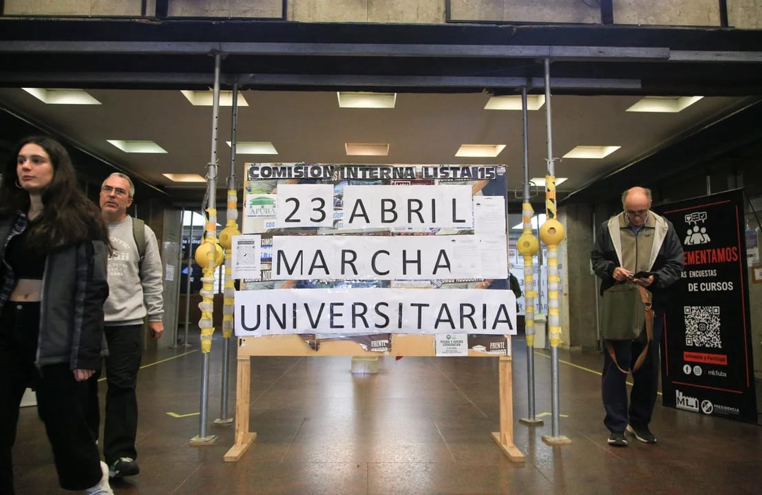 "En defensa de la educación pública": estudiantes y docentes convocan a una marcha contra el ajuste del presupuesto universitario